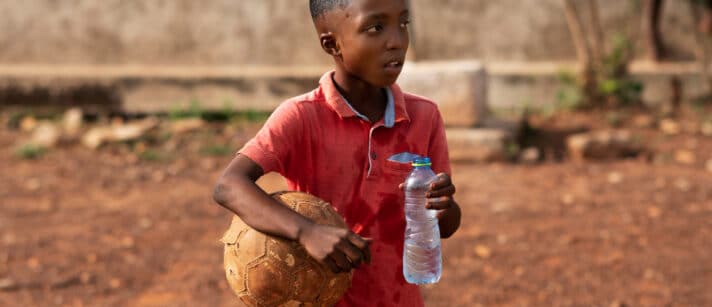 Providing Lunch to Street Kids in Kampala Slums